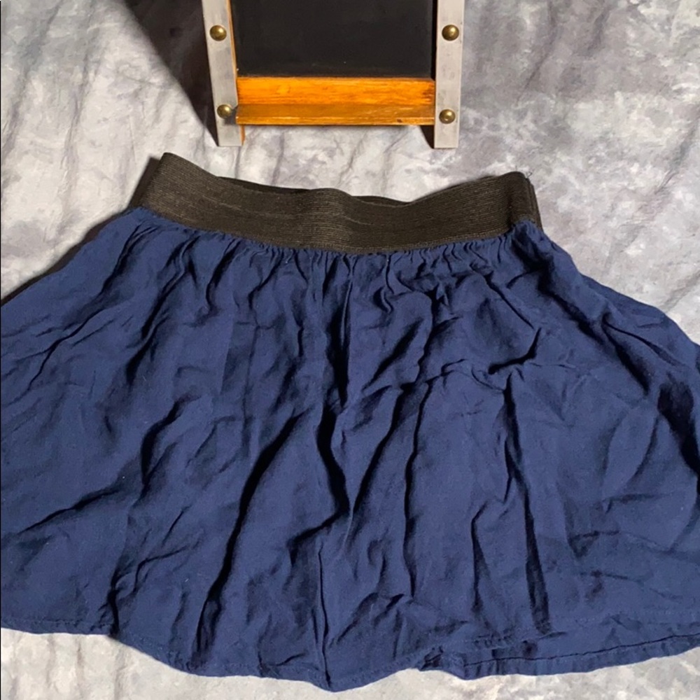 💚 3 for $15 💚  Forever 21  XXI Distressed Skirt  Juniors size Medium - Picture 3 of 16